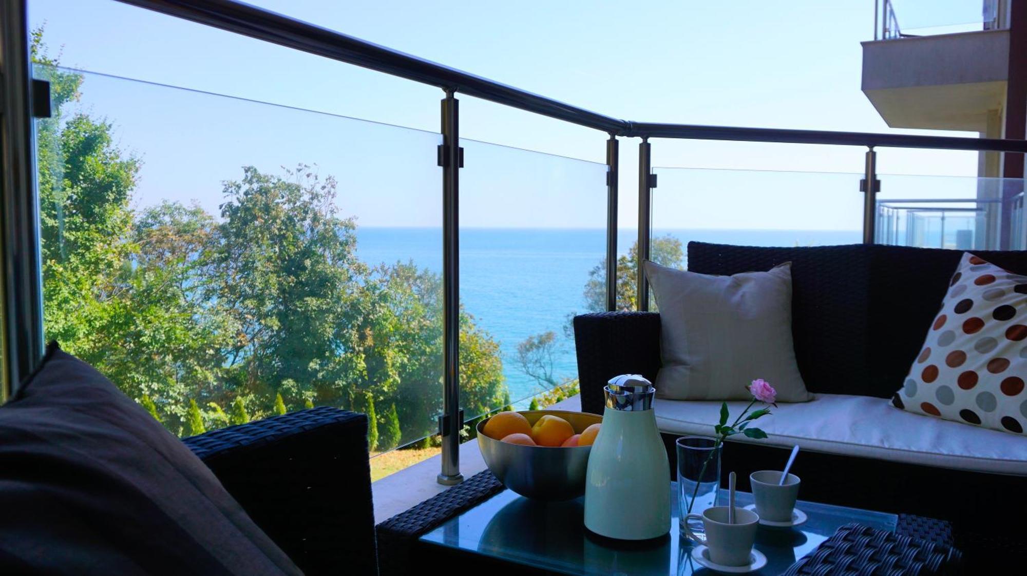 Апартаменти Бяла Клиф на плажа - Apartments Byala Cliff First Line Экстерьер фото