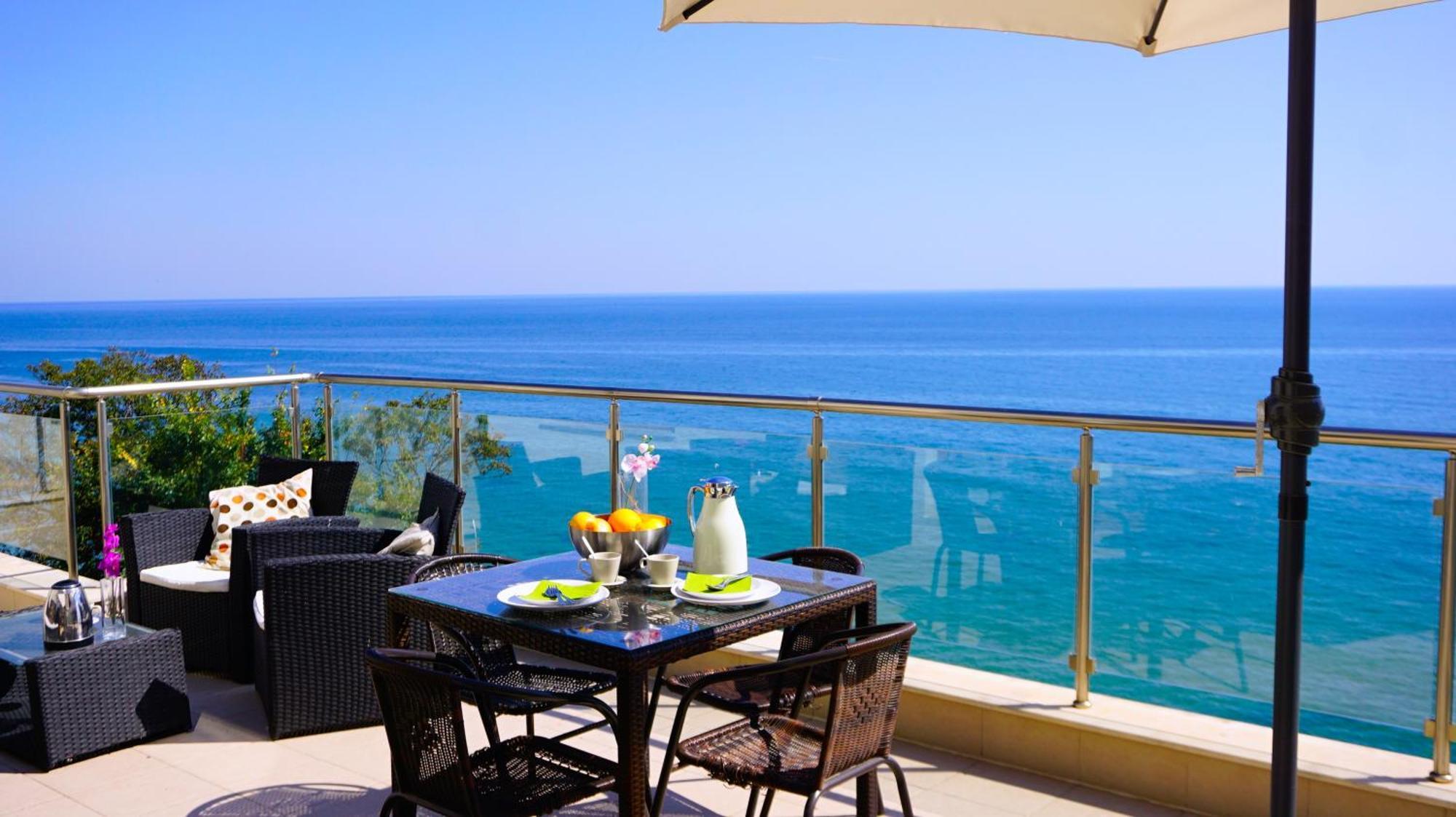 Апартаменти Бяла Клиф на плажа - Apartments Byala Cliff First Line Экстерьер фото
