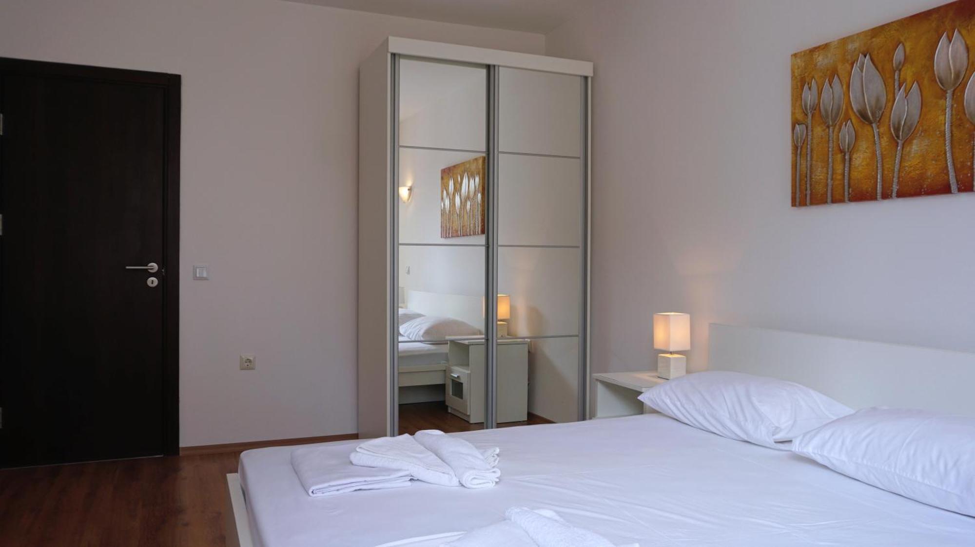Апартаменти Бяла Клиф на плажа - Apartments Byala Cliff First Line Номер фото